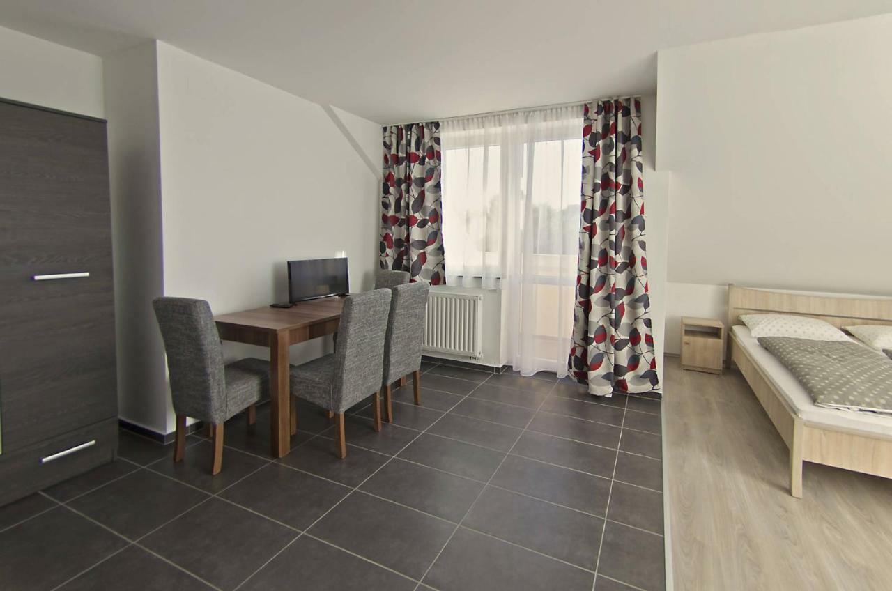Apartman 25 Шопрон Екстериор снимка