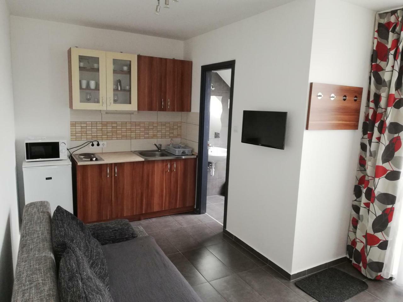 Apartman 25 Шопрон Екстериор снимка